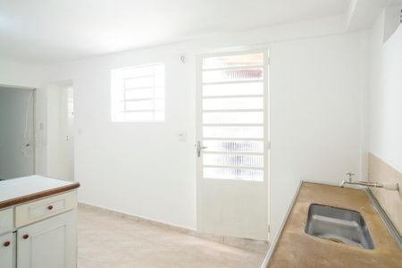 Cozinha de casa para alugar com 1 quarto, 50m² em Santa Maria, São Caetano do Sul