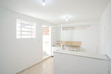Sala de casa para alugar com 1 quarto, 50m² em Santa Maria, São Caetano do Sul