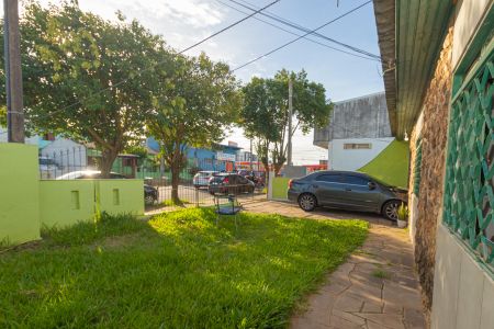 Casa à venda com 275m², 5 quartos e 2 vagas Casa à venda com 275m², 5 quartos e 2 vagasJardim