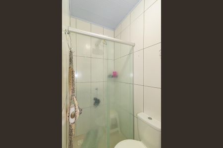 Casa à venda com 275m², 5 quartos e 2 vagas Casa à venda com 275m², 5 quartos e 2 vagasBanheiro Social/casa dos fundos