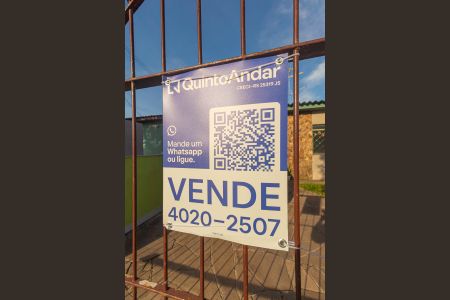 Casa à venda com 275m², 5 quartos e 2 vagas Casa à venda com 275m², 5 quartos e 2 vagasplaca