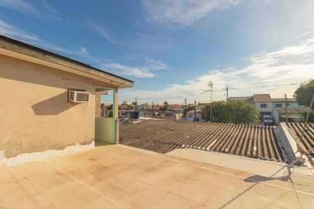Casa à venda com 275m², 5 quartos e 2 vagas Casa à venda com 275m², 5 quartos e 2 vagasTerraço