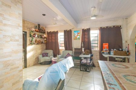 Casa à venda com 275m², 5 quartos e 2 vagas Casa à venda com 275m², 5 quartos e 2 vagasSala/Casa dos fundos