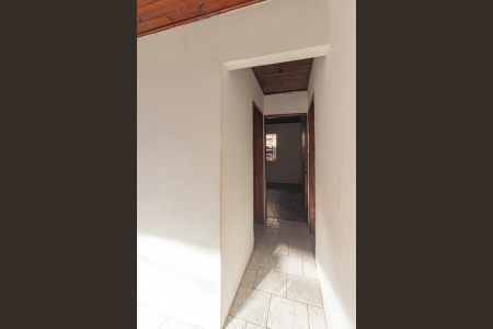 Casa à venda com 275m², 5 quartos e 2 vagas Casa à venda com 275m², 5 quartos e 2 vagasCorredor