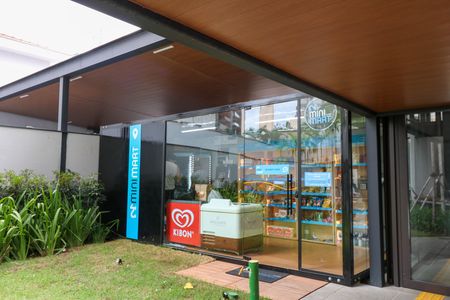 Studio para alugar com 30m², 1 quarto e 1 vaga Studio para alugar com 30m², 1 quarto e 1 vagaÁrea comum - Mercadinho