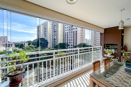 Apartamento à venda com 100m², 3 quartos e 2 vagasVaranda