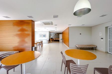 Apartamento à venda com 100m², 3 quartos e 2 vagasÁrea comum - Salão de festas