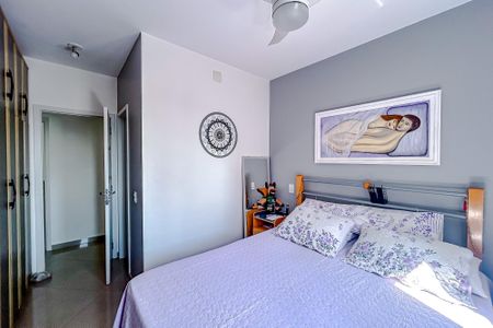 Apartamento à venda com 100m², 3 quartos e 2 vagasQuarto 2 - Suíte