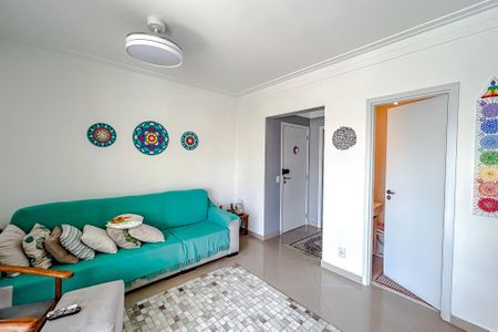 Apartamento à venda com 100m², 3 quartos e 2 vagasSala