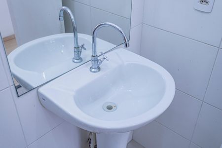 Apartamento para alugar com 36m², 2 quartos e sem vagaBanheiro