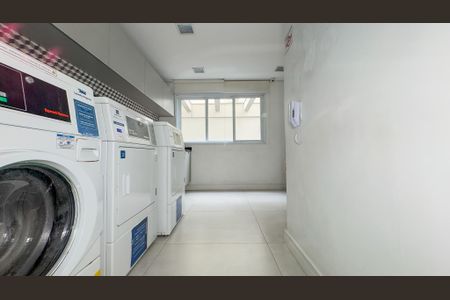 Apartamento à venda com 27m², 1 quarto e 1 vaga Apartamento à venda com 27m², 1 quarto e 1 vagaLavanderia