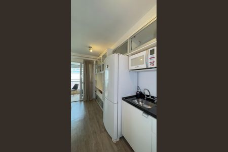 Apartamento à venda com 27m², 1 quarto e 1 vaga Apartamento à venda com 27m², 1 quarto e 1 vagaEstúdio