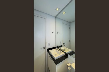 Apartamento à venda com 27m², 1 quarto e 1 vaga Apartamento à venda com 27m², 1 quarto e 1 vagaBanheiro