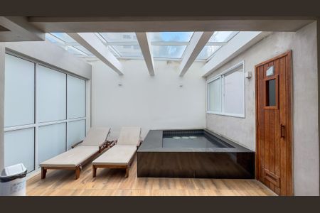 Apartamento à venda com 27m², 1 quarto e 1 vaga Apartamento à venda com 27m², 1 quarto e 1 vagaÁrea comum