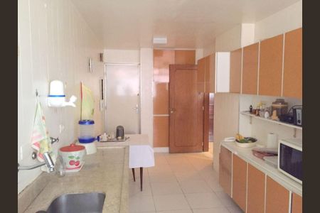 Apartamento à venda com 3 quartos, 136m² em Itaim Bibi, São Paulo