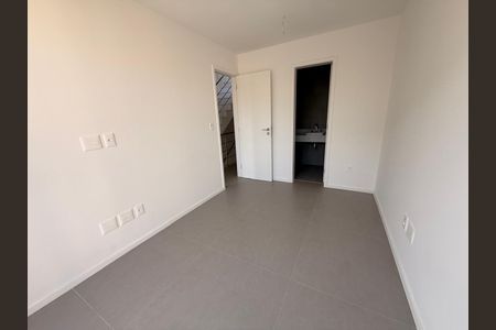 Casa à venda com 5 quartos, 380m² em Barra da Tijuca, Rio de Janeiro