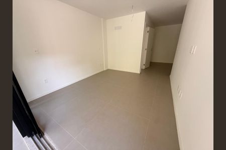 Casa à venda com 5 quartos, 380m² em Barra da Tijuca, Rio de Janeiro