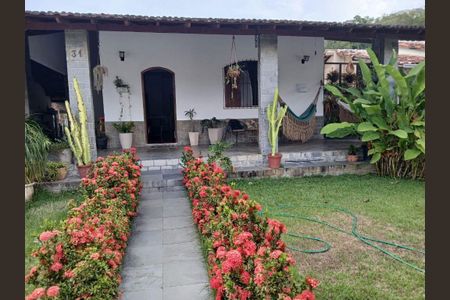 Casa à venda com 3 quartos, 263m² em Itaipu, Niterói
