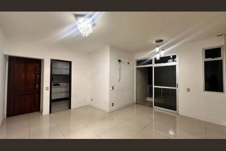 Apartamento à venda com 3 quartos, 120m² em Icaraí, Niterói