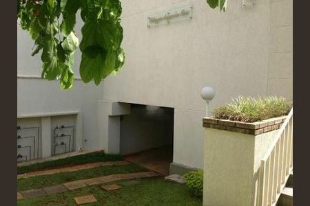 Casa à venda com 3 quartos, 122m² em Vila Madalena, São Paulo