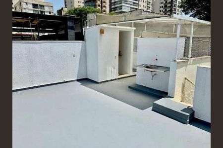 Casa à venda com 3 quartos, 122m² em Vila Madalena, São Paulo