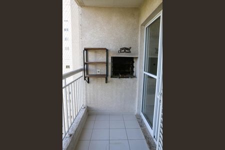 Apartamento à venda com 62m², 2 quartos e 1 vagaSacada