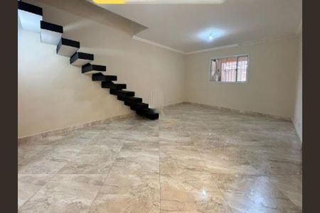 Casa à venda com 2 quartos, 154m² em Cidade Domitila, São Paulo