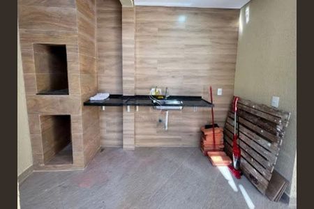 Casa à venda com 2 quartos, 154m² em Cidade Domitila, São Paulo
