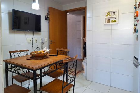 Apartamento à venda com 129m², 3 quartos e 2 vagasCozinha