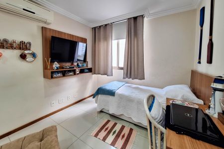 Apartamento à venda com 129m², 3 quartos e 2 vagasQuarto 2