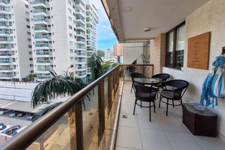 Apartamento à venda com 129m², 3 quartos e 2 vagasSala