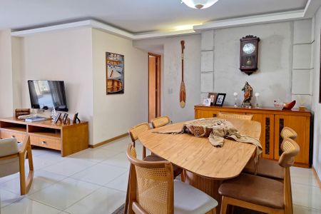 Sala de apartamento à venda com 3 quartos, 129m² em Icaraí, Niterói