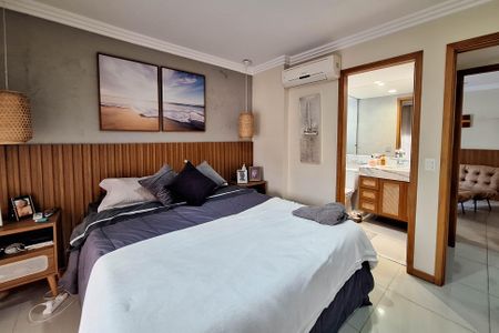 Apartamento à venda com 129m², 3 quartos e 2 vagasSuíte 1