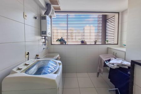 Apartamento à venda com 129m², 3 quartos e 2 vagasÁrea de Serviço