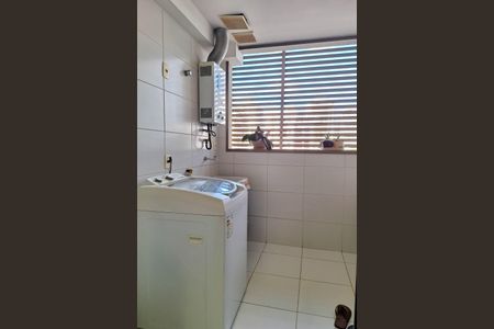 Apartamento à venda com 129m², 3 quartos e 2 vagasÁrea de Serviço