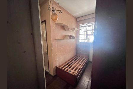 Casa à venda com 10 quartos, 500m² em Concórdia, Belo Horizonte