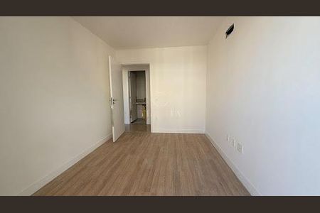 Apartamento à venda com 4 quartos, 240m² em Barra da Tijuca, Rio de Janeiro