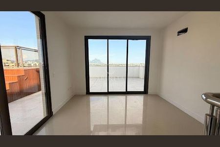 Apartamento à venda com 4 quartos, 240m² em Barra da Tijuca, Rio de Janeiro