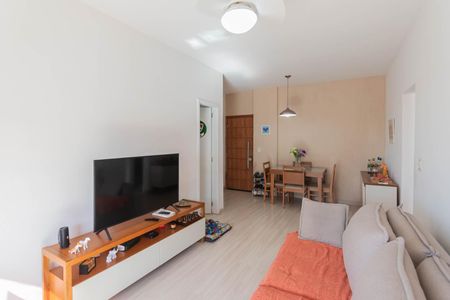 Apartamento à venda com 64m², 1 quarto e 1 vagaSala