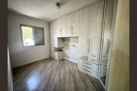 Quarto 2 de apartamento para alugar com 2 quartos, 56m² em Lauzane Paulista, São Paulo