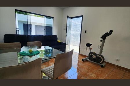 Casa à venda com 3 quartos, 100m² em Jardim Edilene, São Paulo