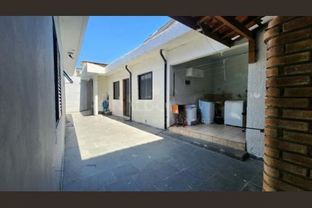 Casa à venda com 3 quartos, 100m² em Jardim Edilene, São Paulo