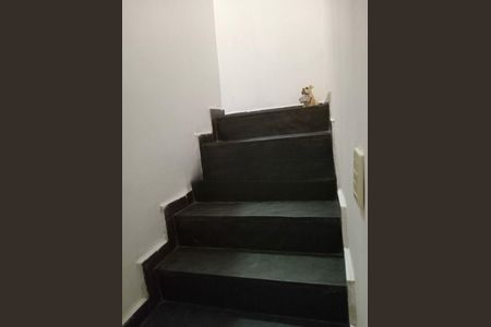 Casa à venda com 3 quartos, 130m² em Jardim Santa Edwiges, São Paulo