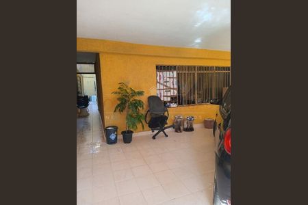 Casa à venda com 3 quartos, 130m² em Jardim Santa Edwiges, São Paulo