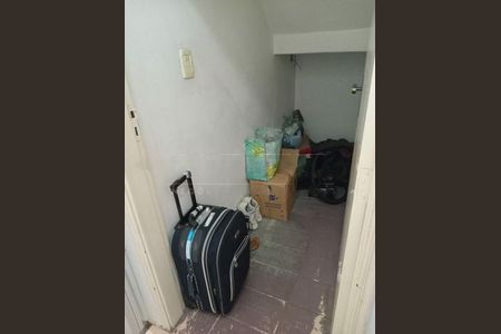 Casa à venda com 3 quartos, 130m² em Jardim Santa Edwiges, São Paulo