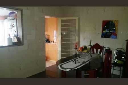 Casa à venda com 2 quartos, 160m² em Jardim Regis, São Paulo