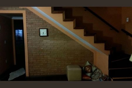 Casa à venda com 2 quartos, 160m² em Jardim Regis, São Paulo