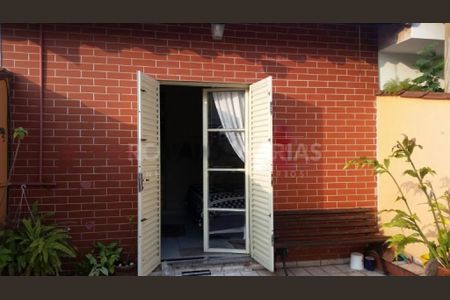 Casa à venda com 2 quartos, 160m² em Jardim Regis, São Paulo