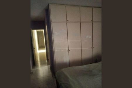 Casa à venda com 5 quartos, 143m² em Jardim Regis, São Paulo