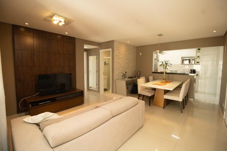 Apartamento para alugar com 80m², 2 quartos e 2 vagasSala